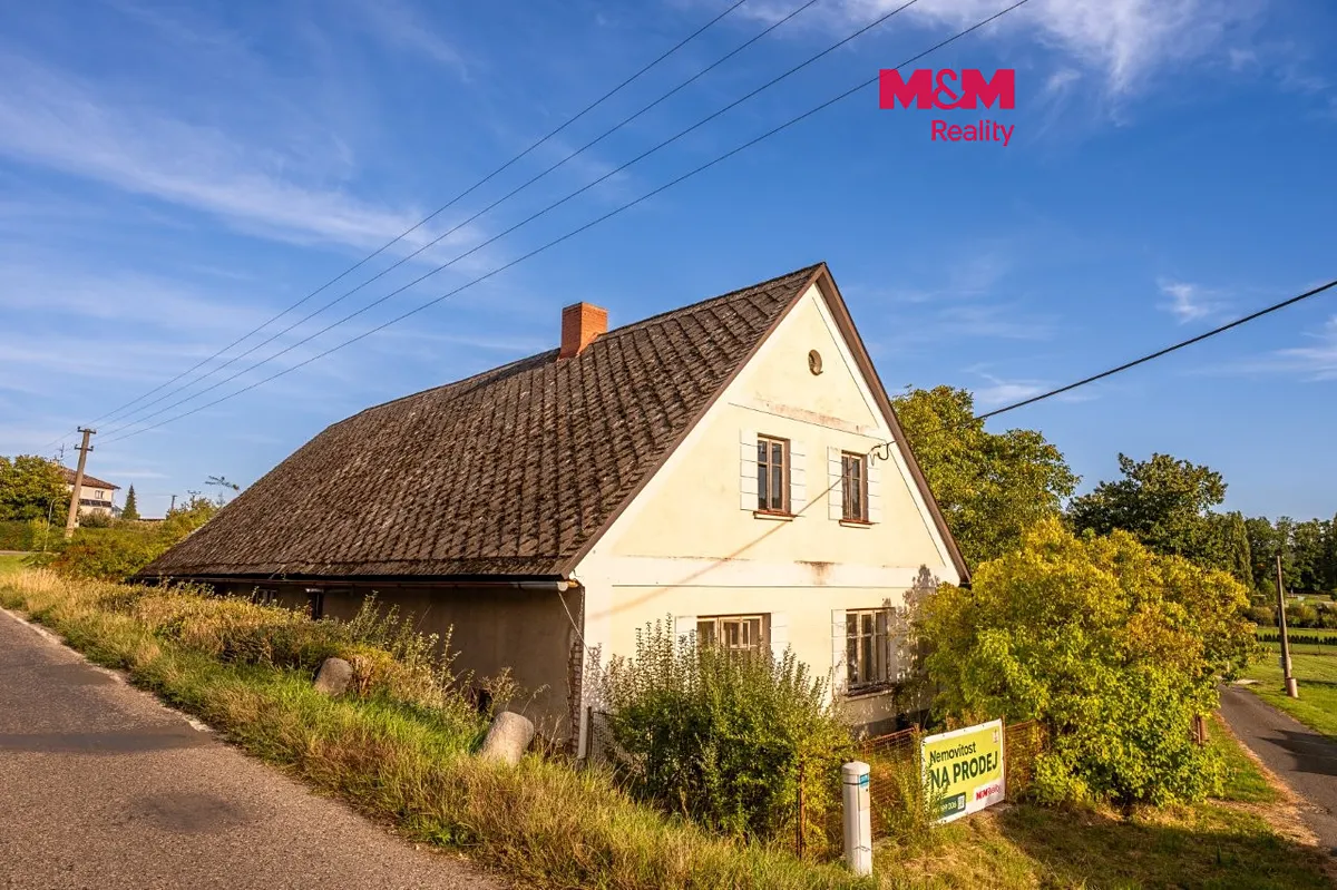 Prodej rodinného domu 129 m², pozemek 2740 m²